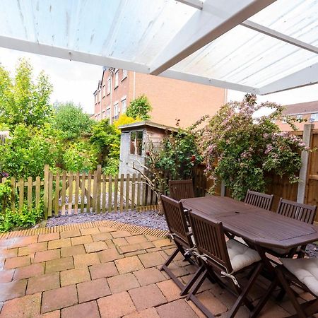 Bright & Modern 4 Bedroom Townhouse Stafford Exterior foto